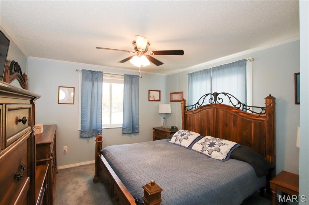 421 Lake Shore Drive