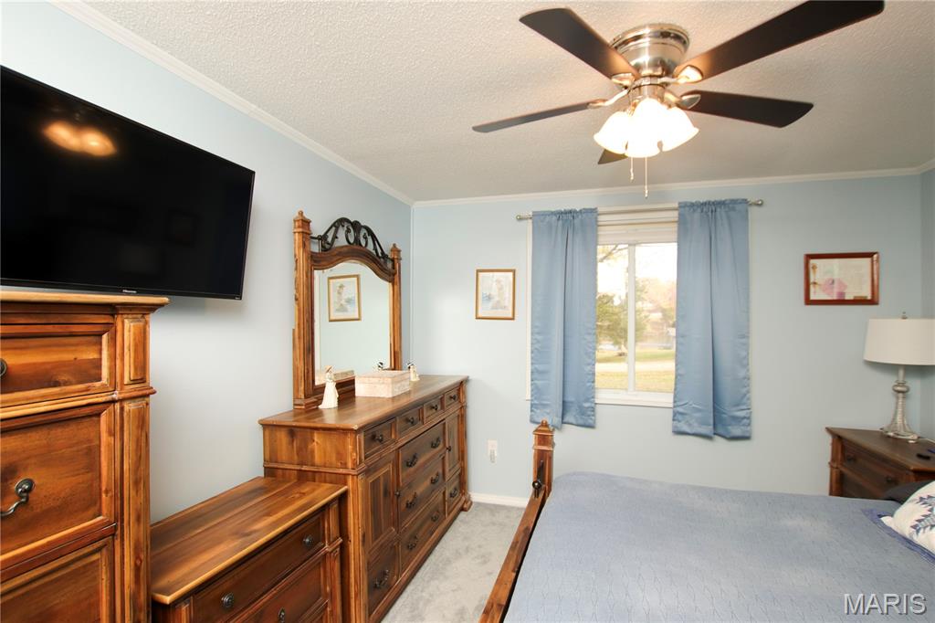 421 Lake Shore Drive