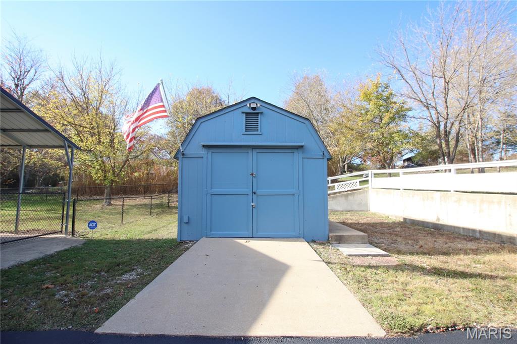 421 Lake Shore Drive