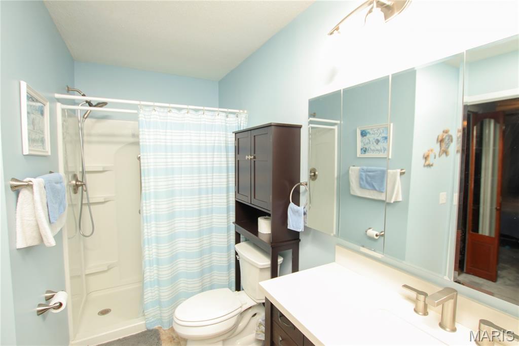 421 Lake Shore Drive