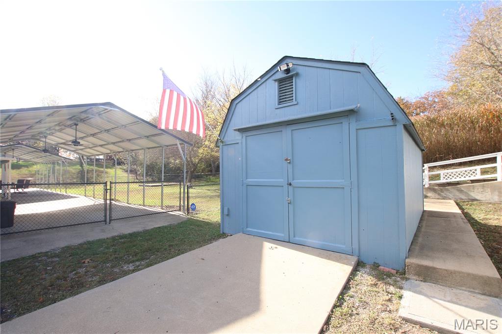 421 Lake Shore Drive