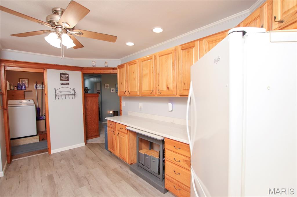 421 Lake Shore Drive