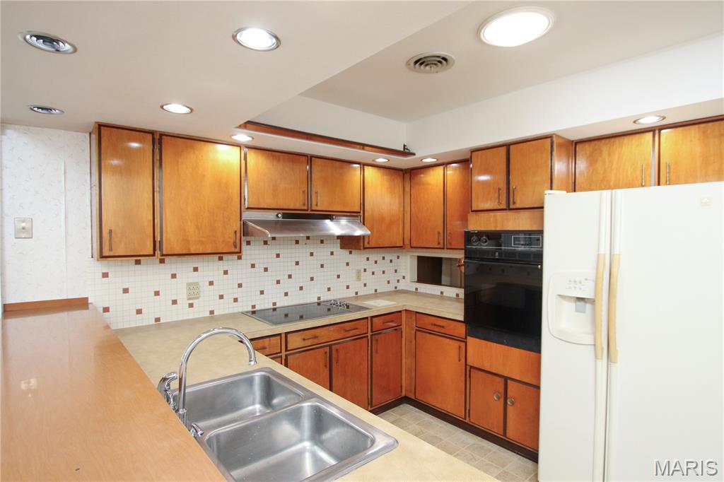 430 Scottsdale Drive