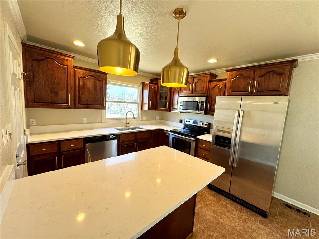 1070 Louisiana Street