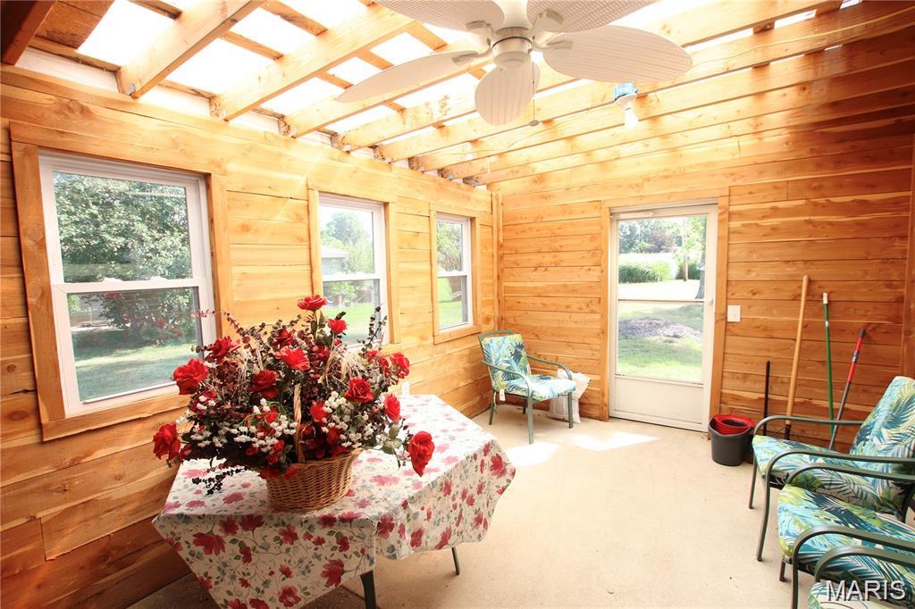 831 S Mansion Street