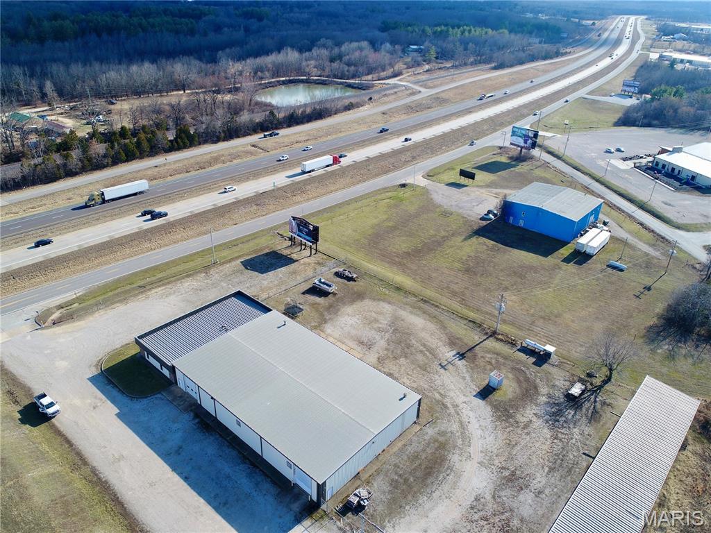 10825 N Service Road