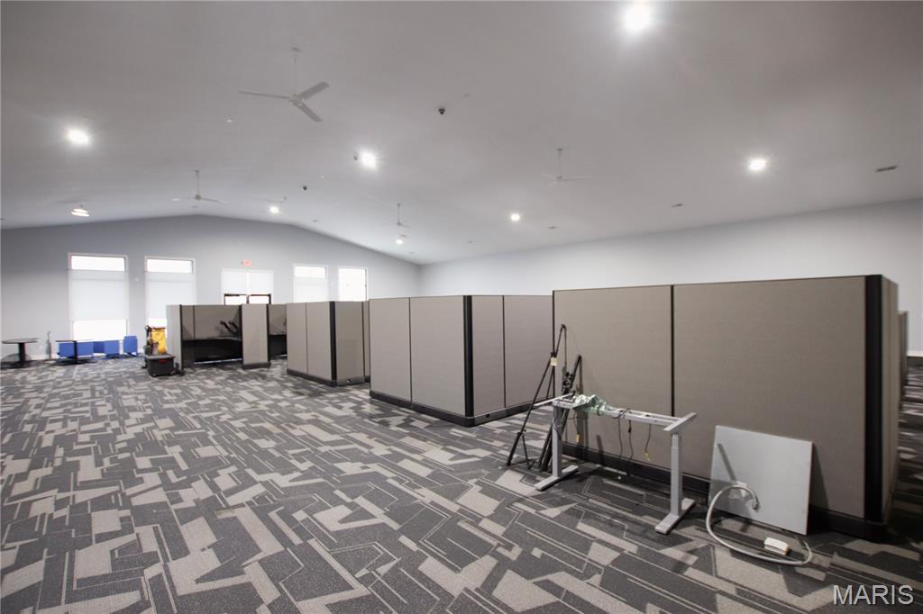 4095 N Service Road W