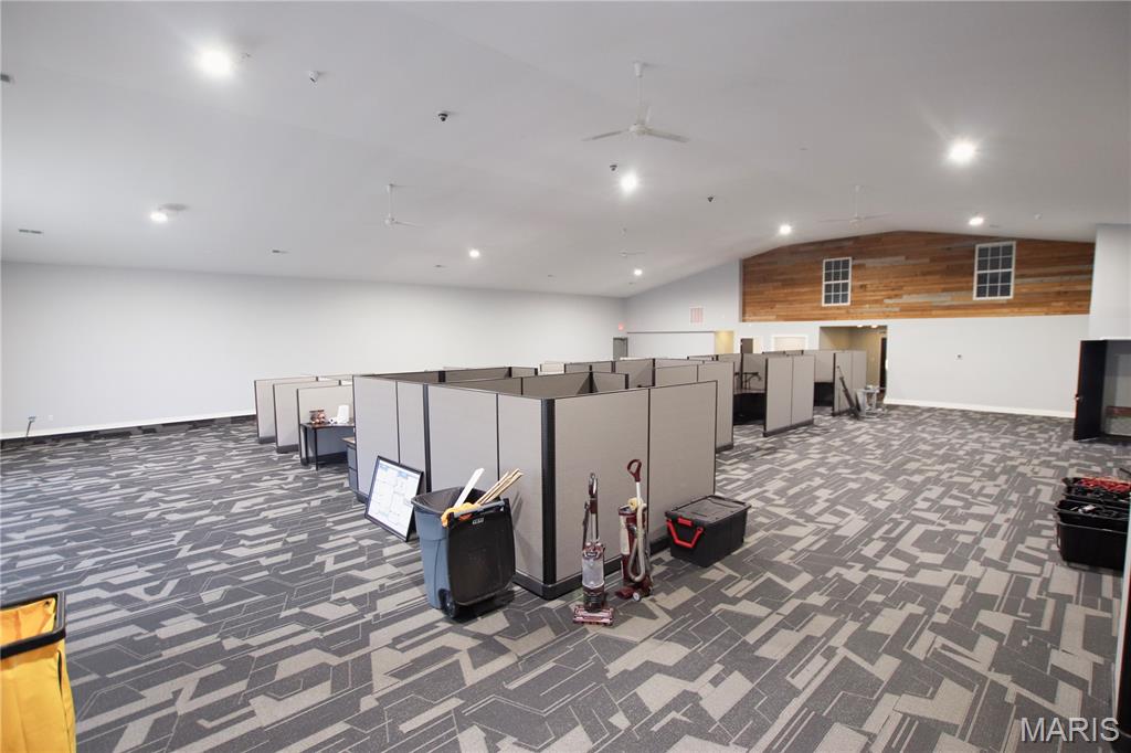 4095 N Service Road W