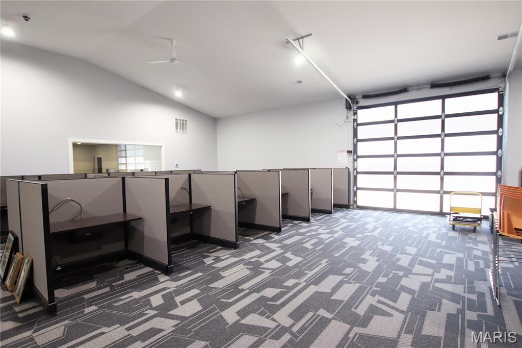 4095 N Service Road W