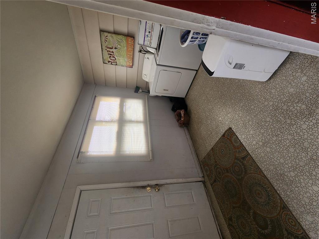 312 W Franklin Avenue