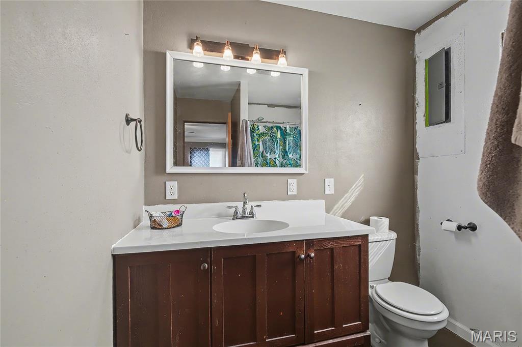 312 W Franklin Avenue