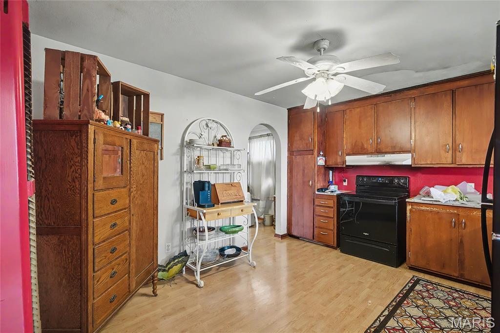 312 W Franklin Avenue