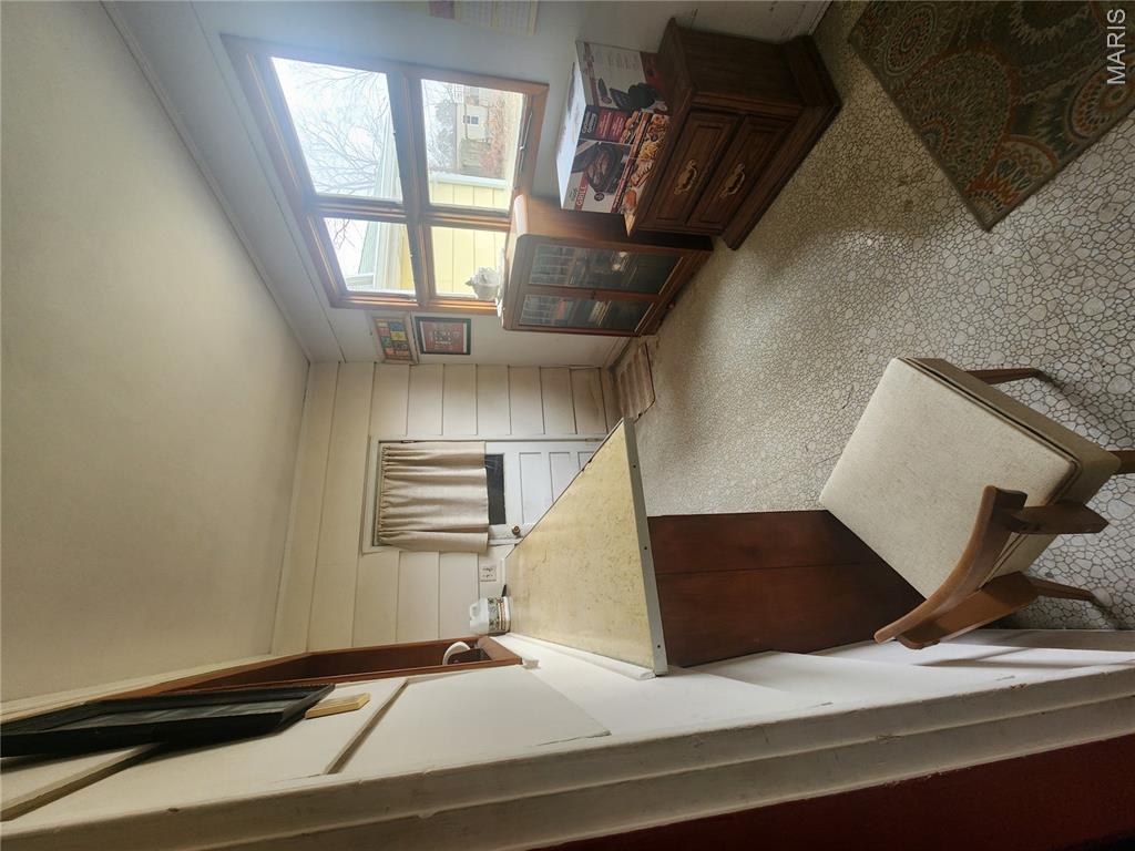 312 W Franklin Avenue