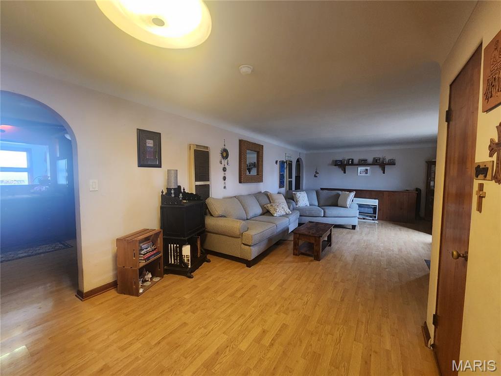 312 W Franklin Avenue