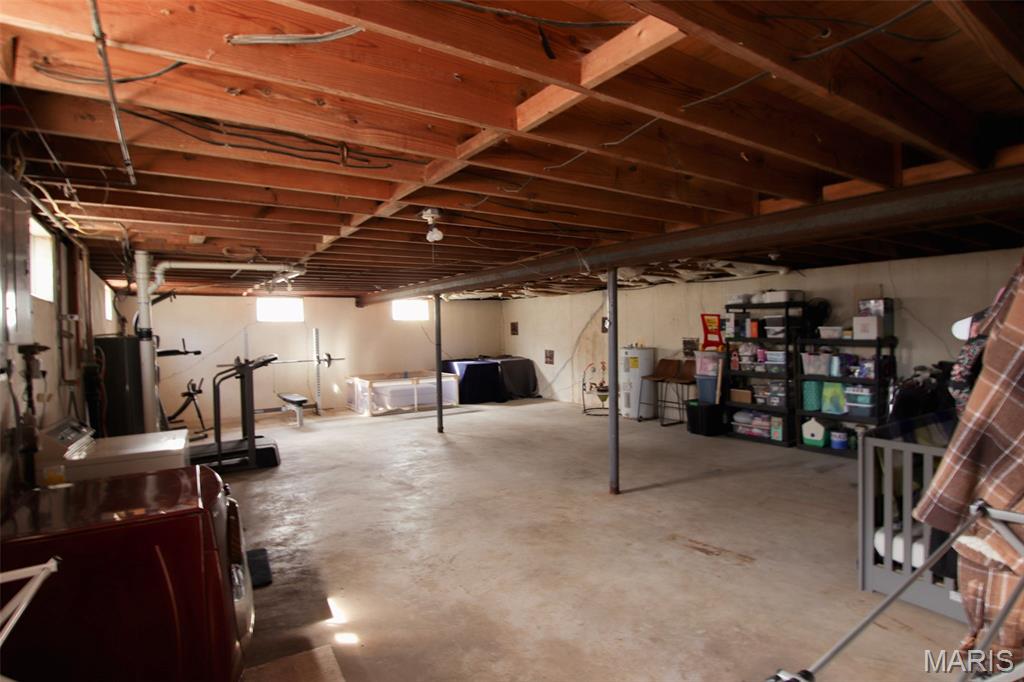 128 State Highway 100