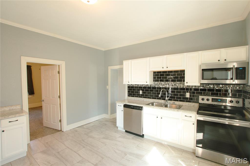 209 W Madison Avenue