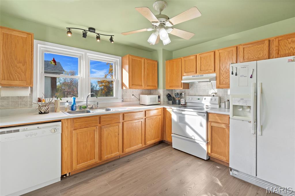 1122 Old County Farm Road
