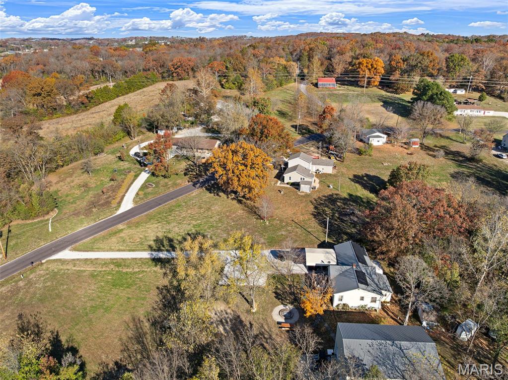 1122 Old County Farm Road