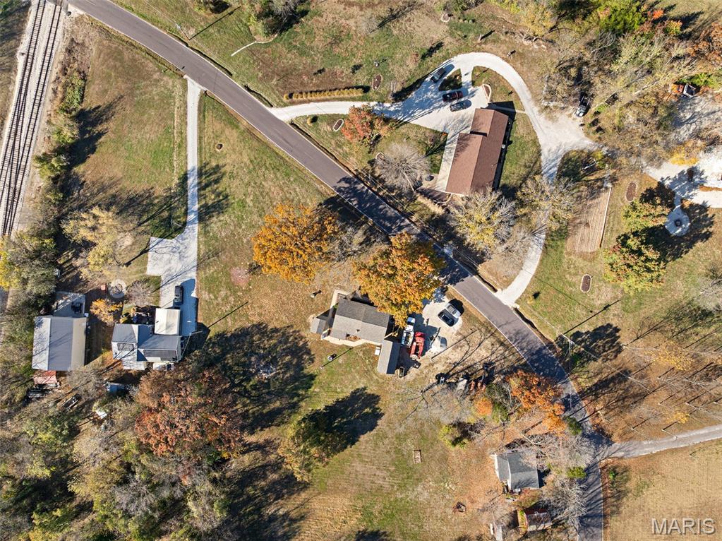 1122 Old County Farm Road