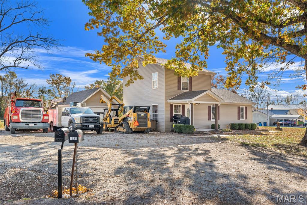 1122 Old County Farm Road