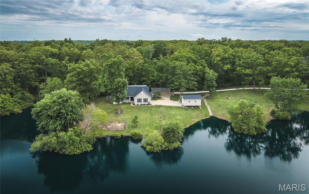 21212 Oak Trail