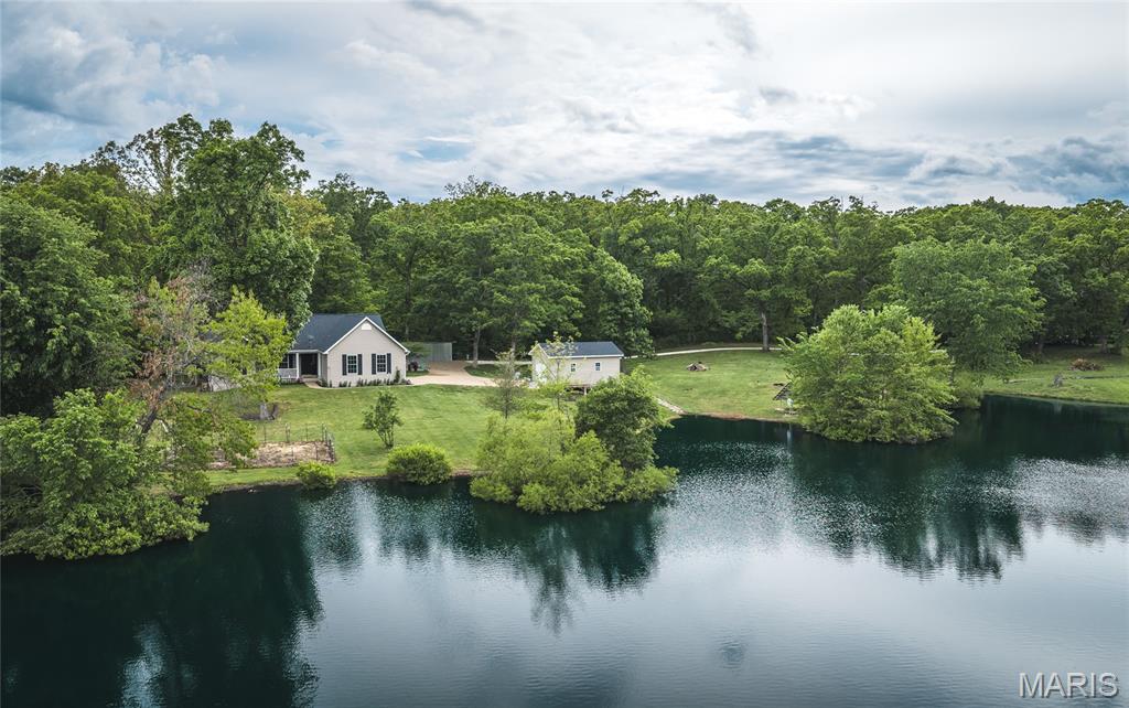21212 Oak Trail