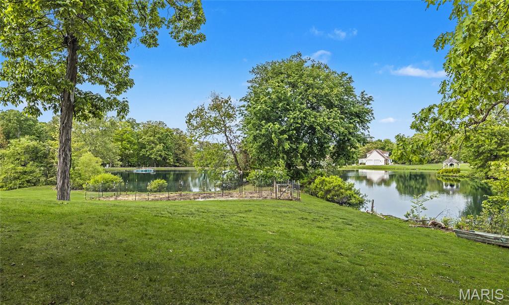 21212 Oak Trail