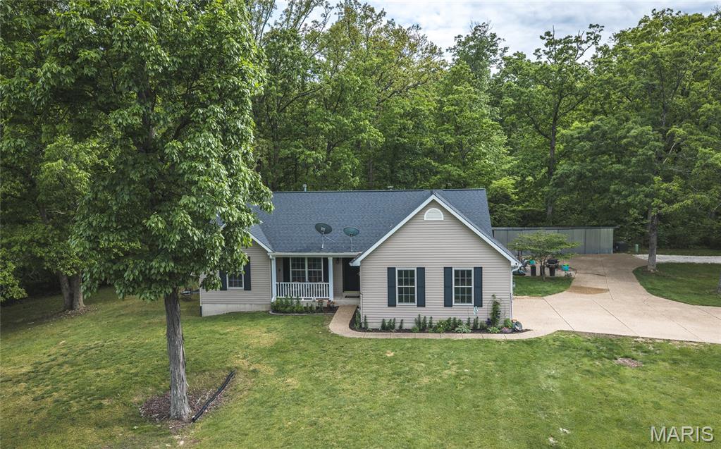 21212 Oak Trail