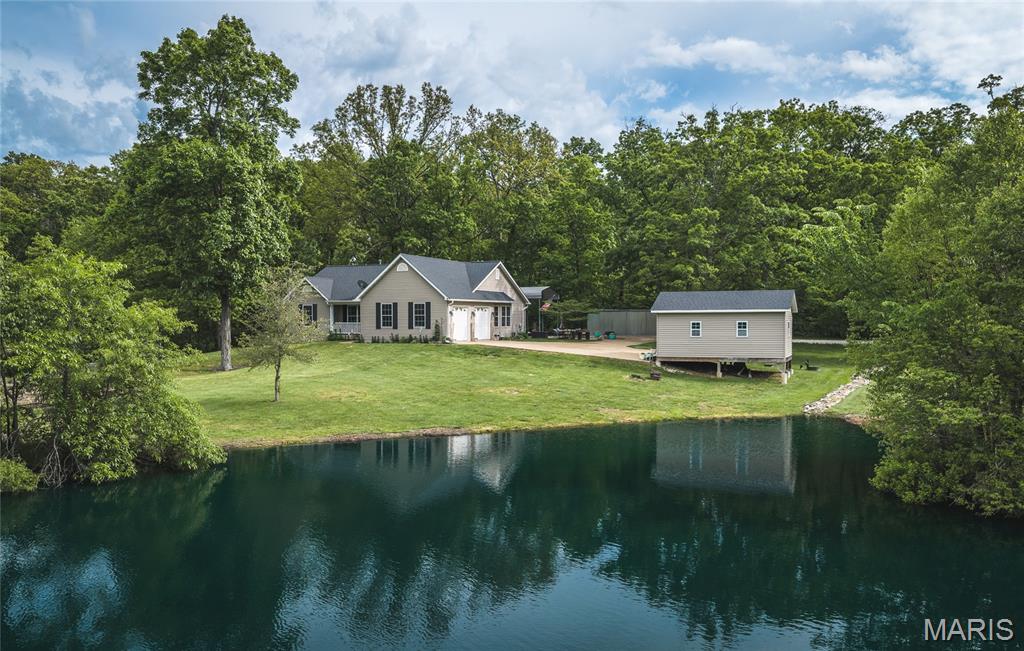 21212 Oak Trail