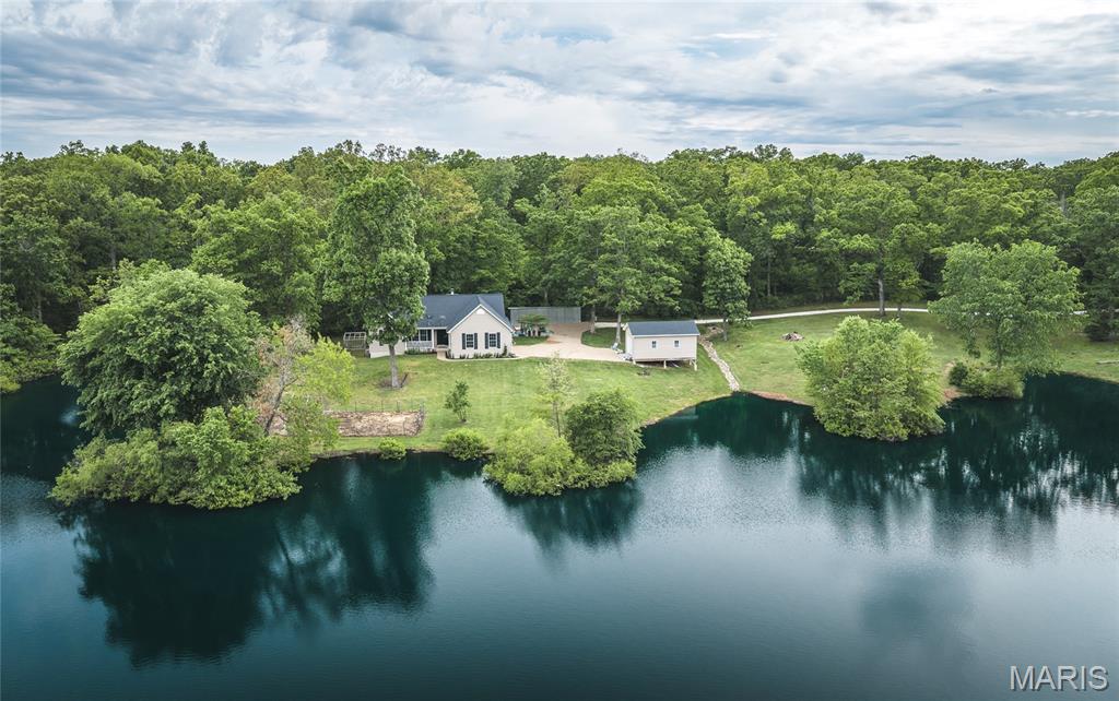 21212 Oak Trail