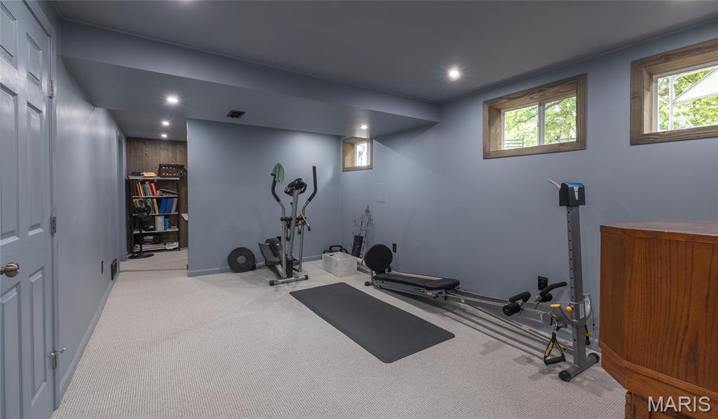 21212 Oak Trail