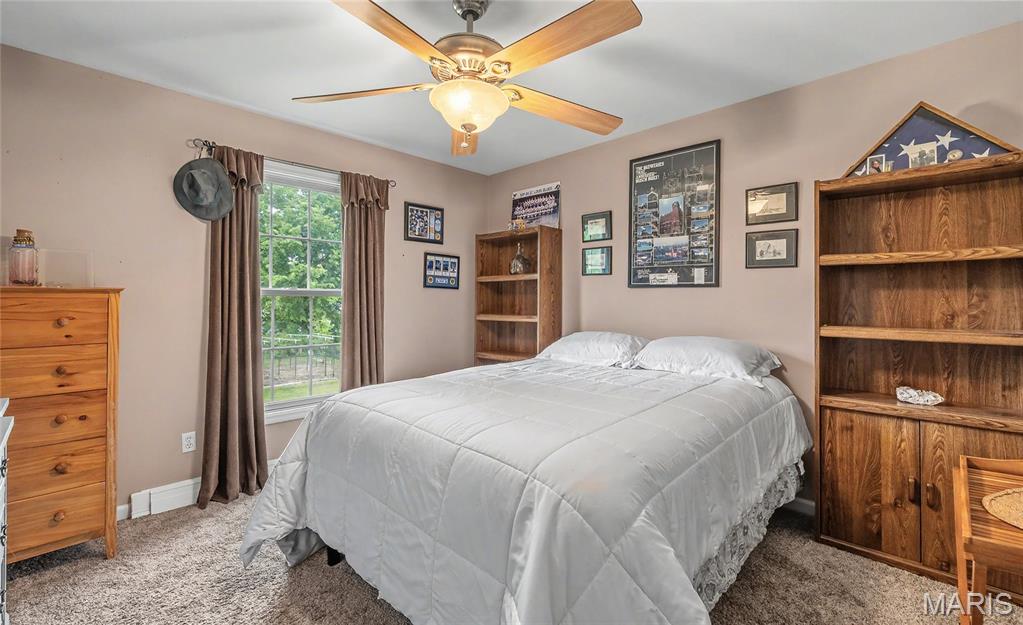 21212 Oak Trail