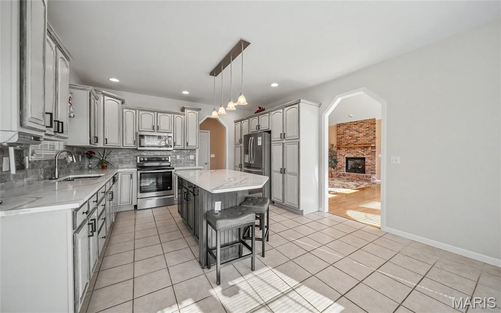 495 Grandview Farms Drive