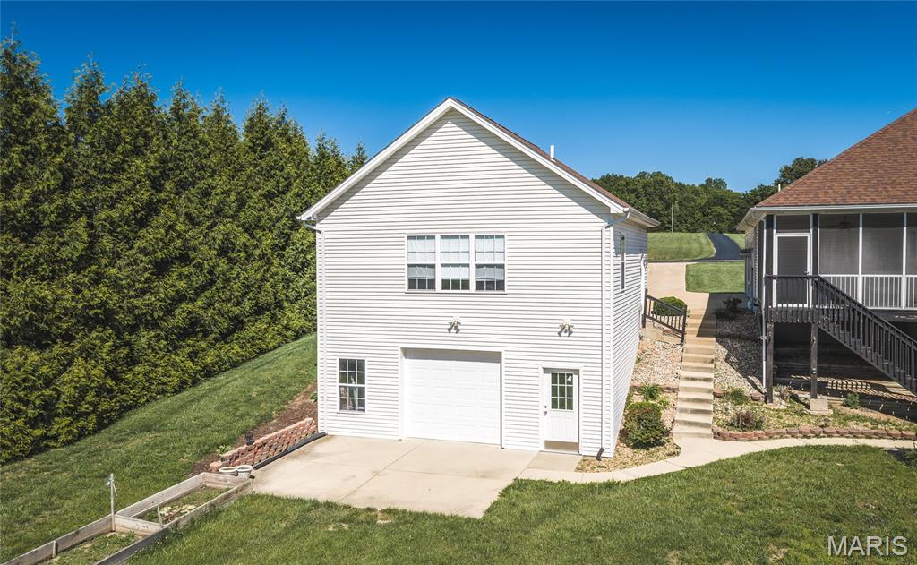 495 Grandview Farms Drive