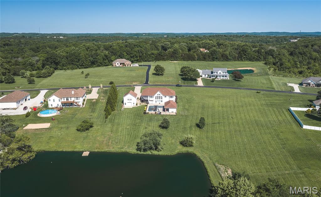 495 Grandview Farms Drive