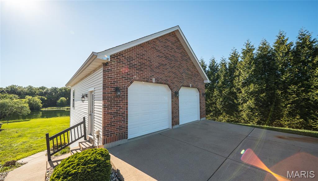 495 Grandview Farms Drive