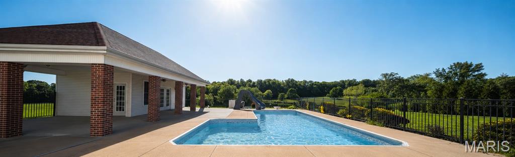 495 Grandview Farms Drive