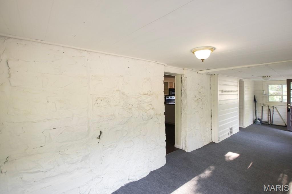 1450 Elmont Road