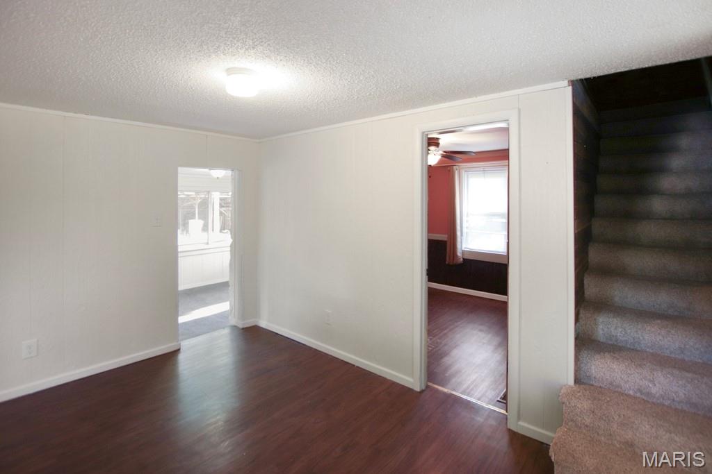 1450 Elmont Road