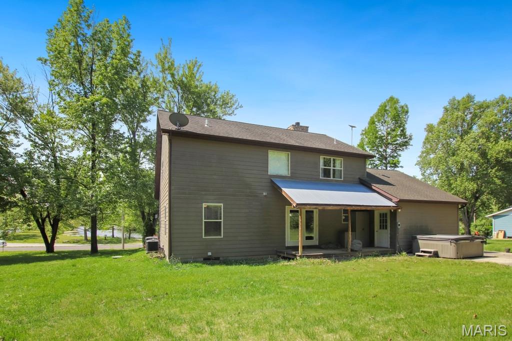 323 Lake Shore Drive