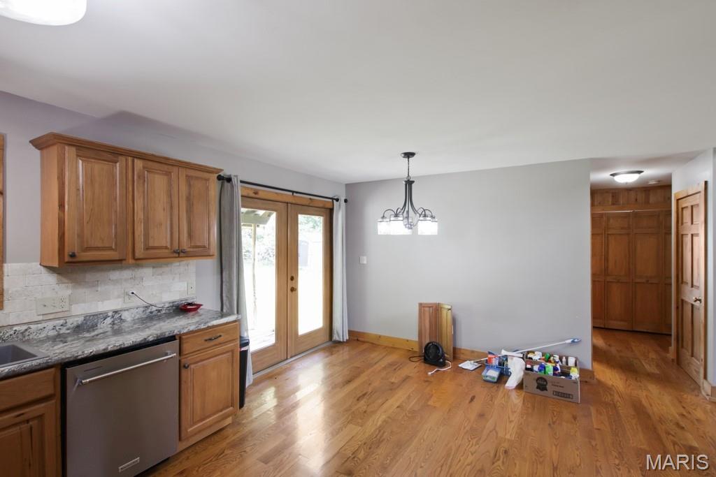 323 Lake Shore Drive