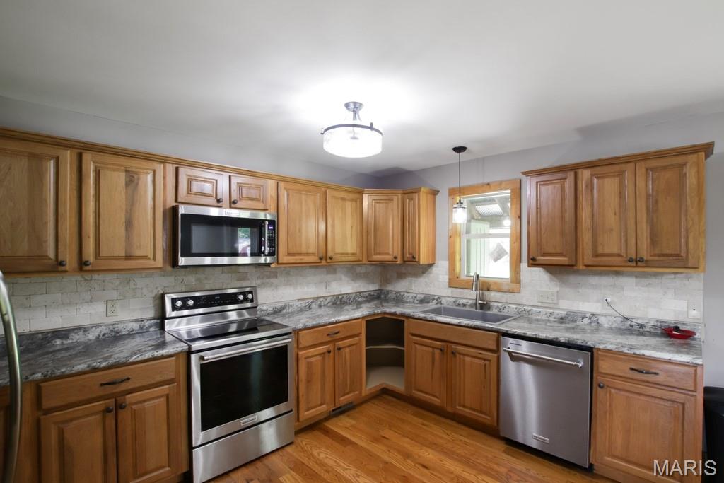 323 Lake Shore Drive