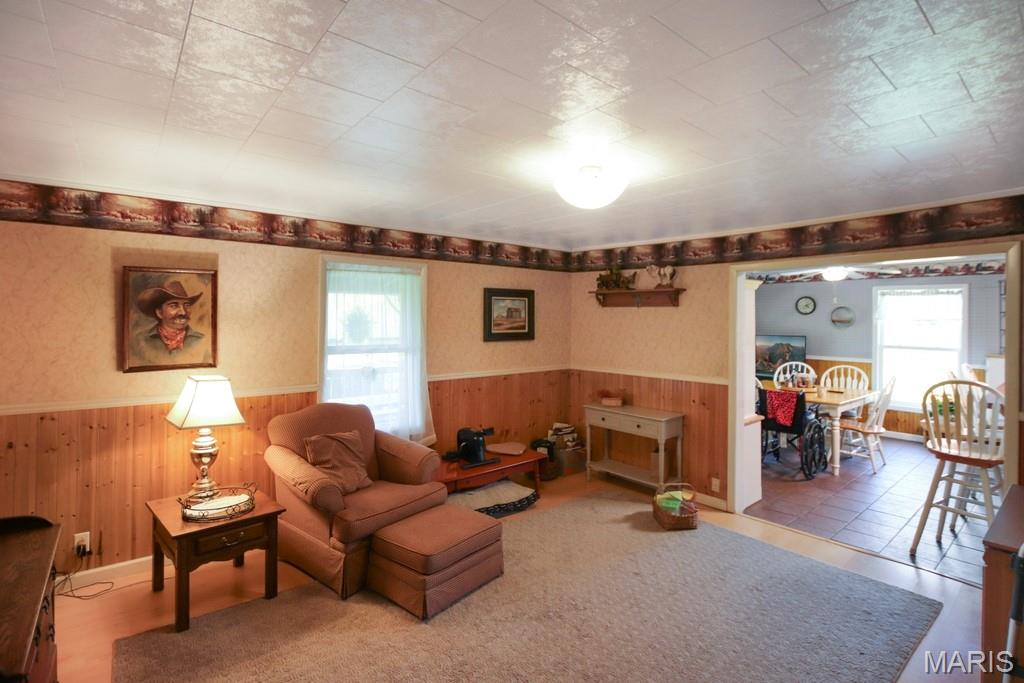385 Woods Farm Road