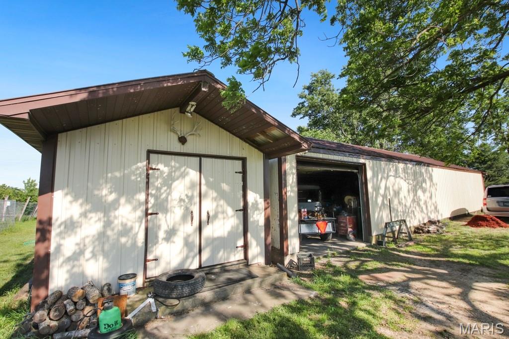 385 Woods Farm Road