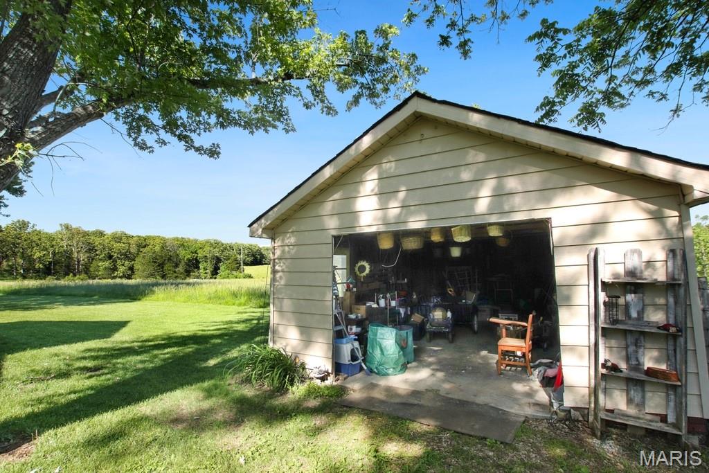385 Woods Farm Road