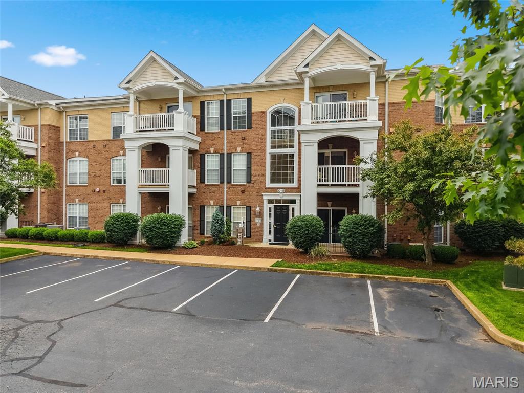 13115 Mill Crossing Court Unit: 100