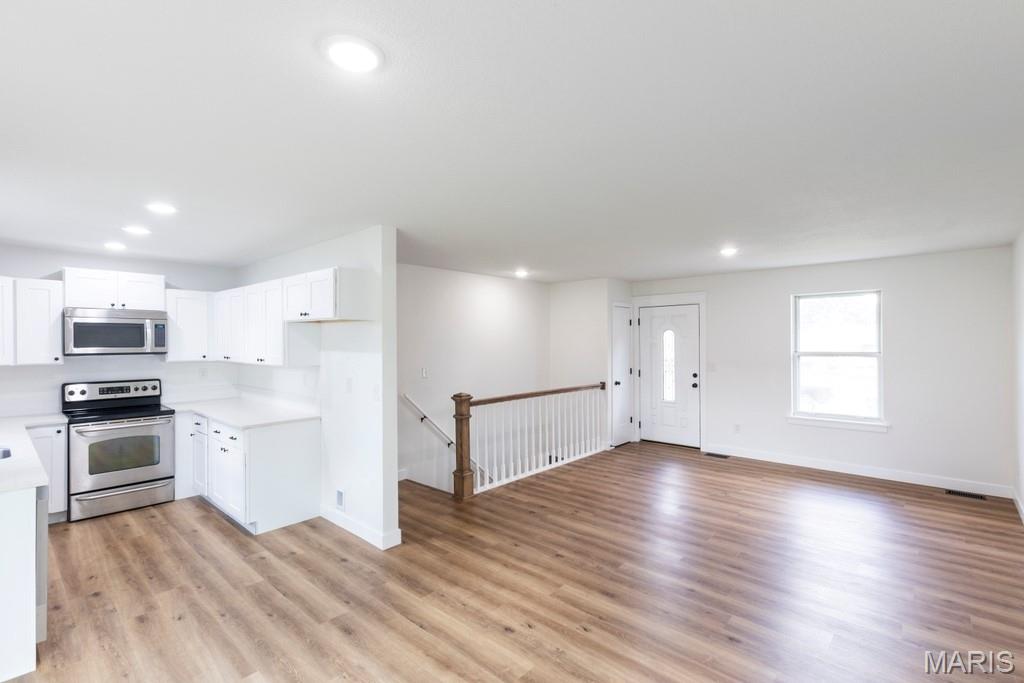 1037 Deerfield Drive