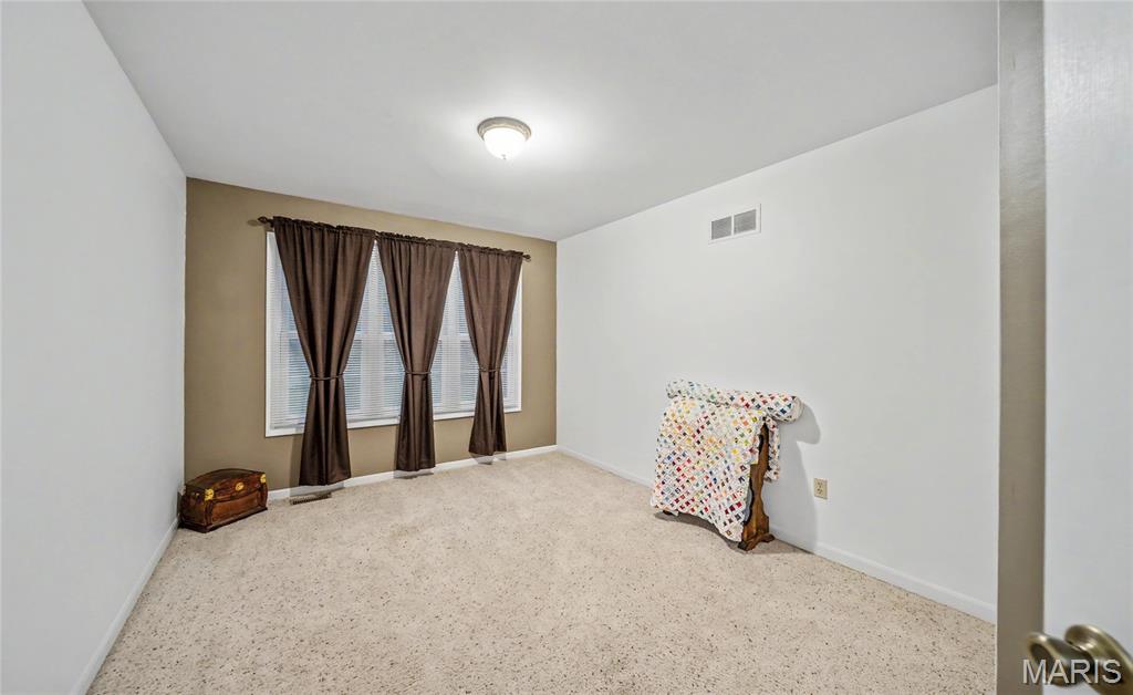 56 W Nottingham Circle