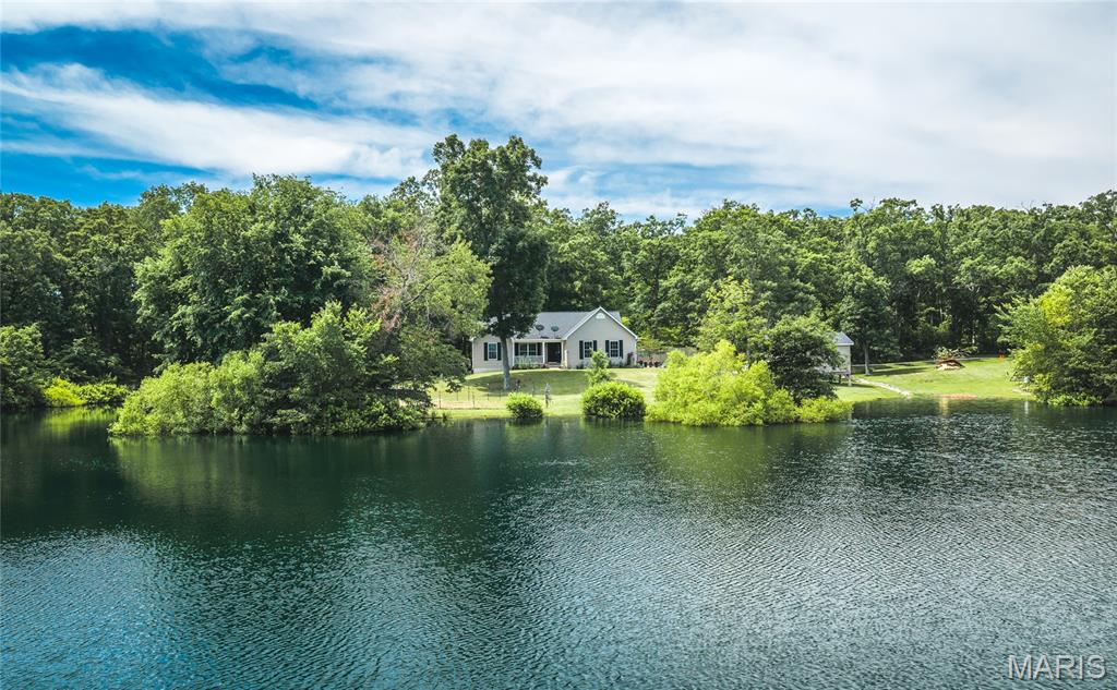 21212 Oak Trail