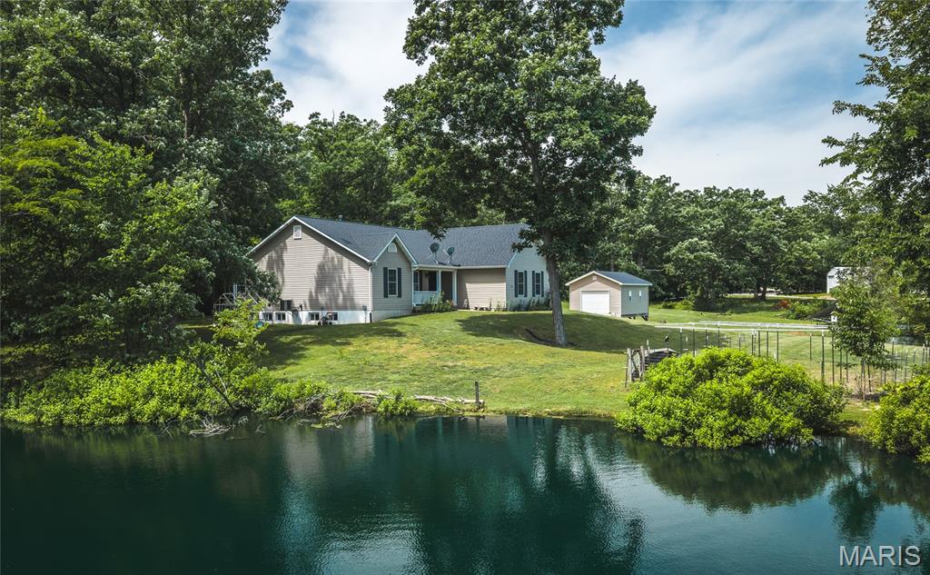 21212 Oak Trail